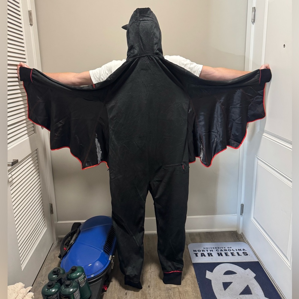 Men’s bat costume